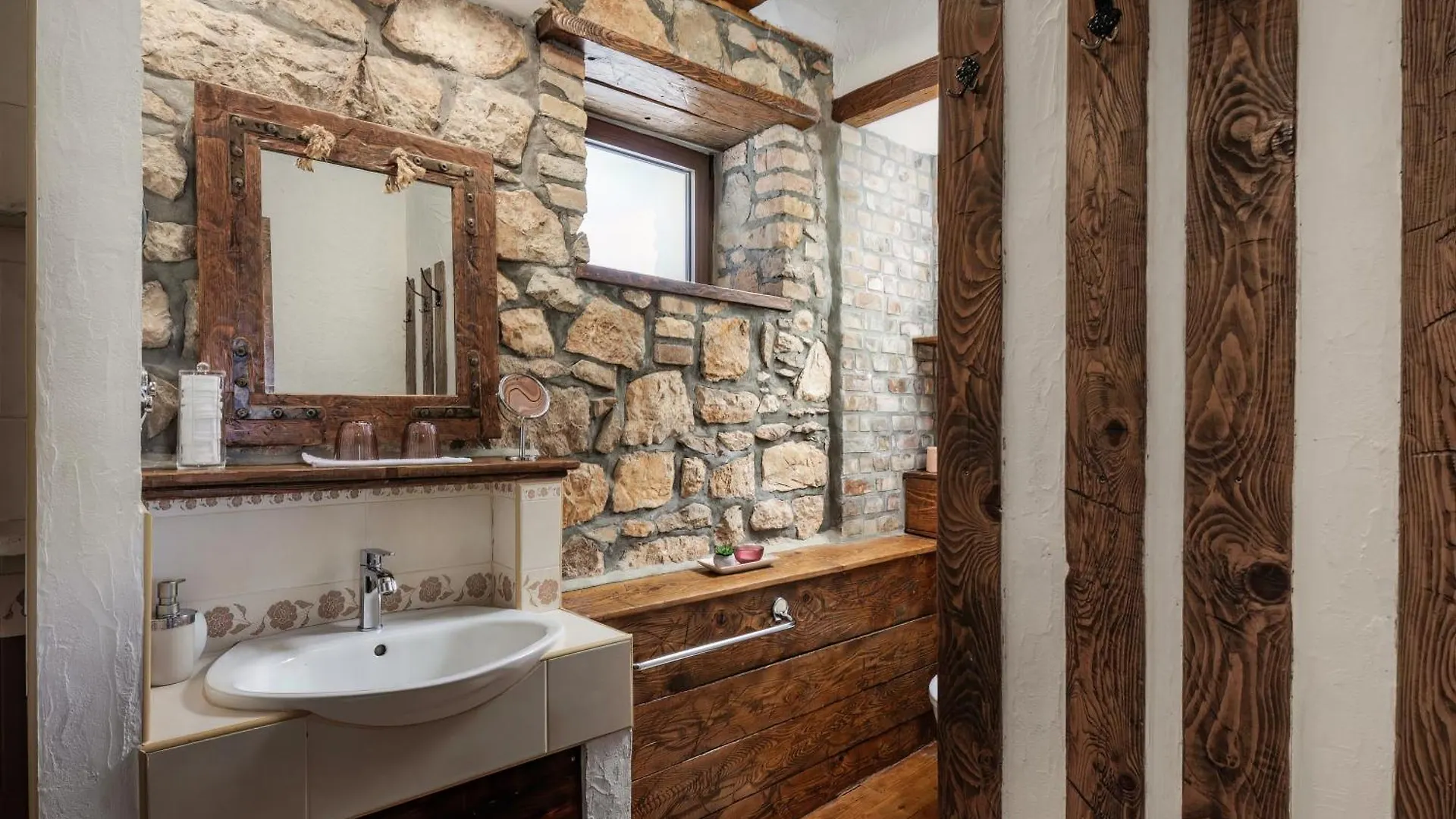 Villa Mea With Private Pool - Happy Rentals Krizisce